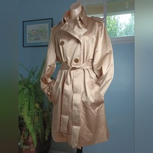New Joan Rivers light tan Sateen Trench Coat size large.